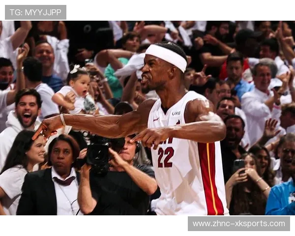 巴特勒中场前的精准三分，热火打出漂亮配合