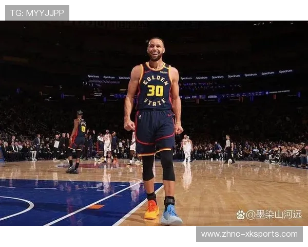 库里爆发三分，勇士外线火力猛增：三分雨点亮金州夜空的战术盛宴
